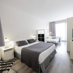 Apartmanhotel Atenea Calabria, Barcelona